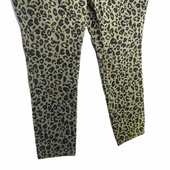 NWT Royalty Denim Olive Animal Print - Picture 7 of 11